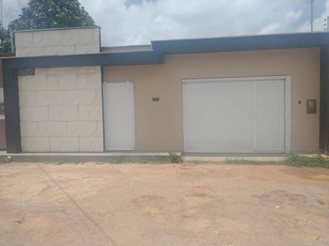 FACHADA 1